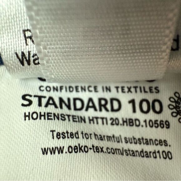 SO Women's Rolled Hem Blue Denim Shorts Size 5/27W NWT - Picture 8 of 10